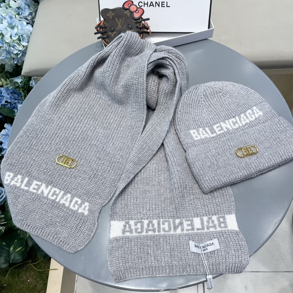 Комплект шерстяные шапка и шарф фото 6