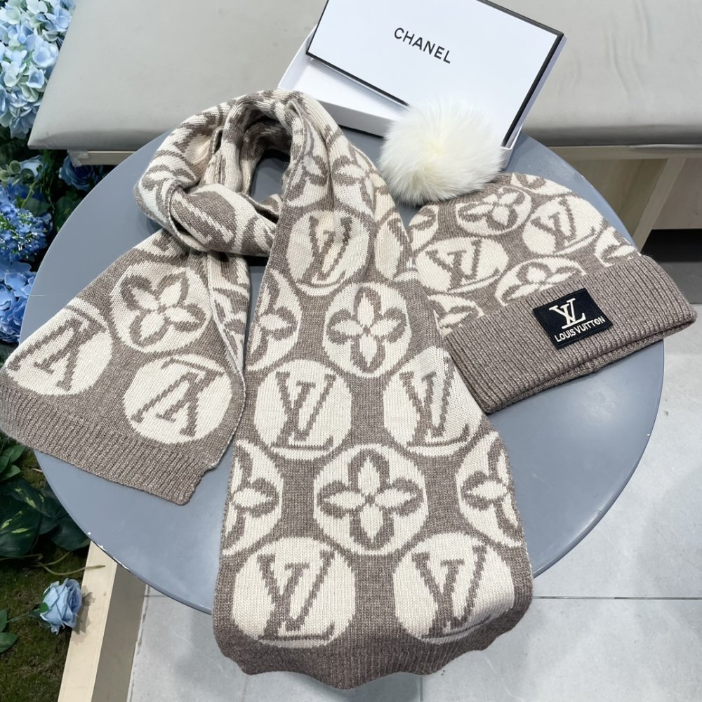 Комплект вовняні шапка і шарф фото 6