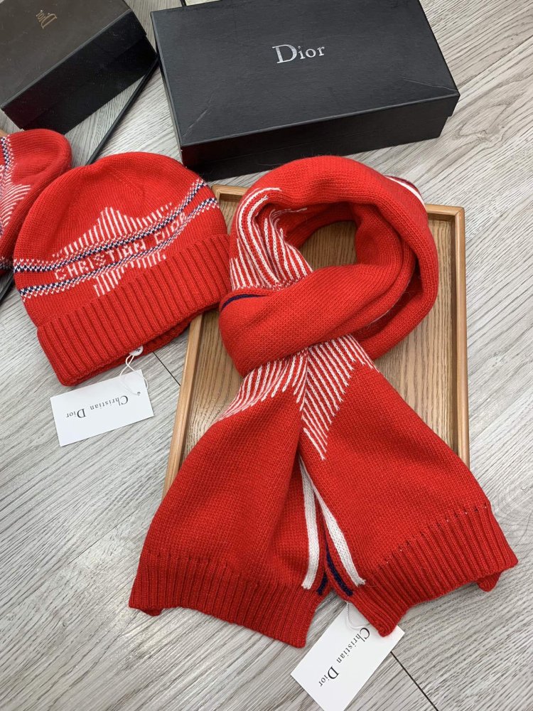 Комплект шерстяные шапка и шарф фото 6