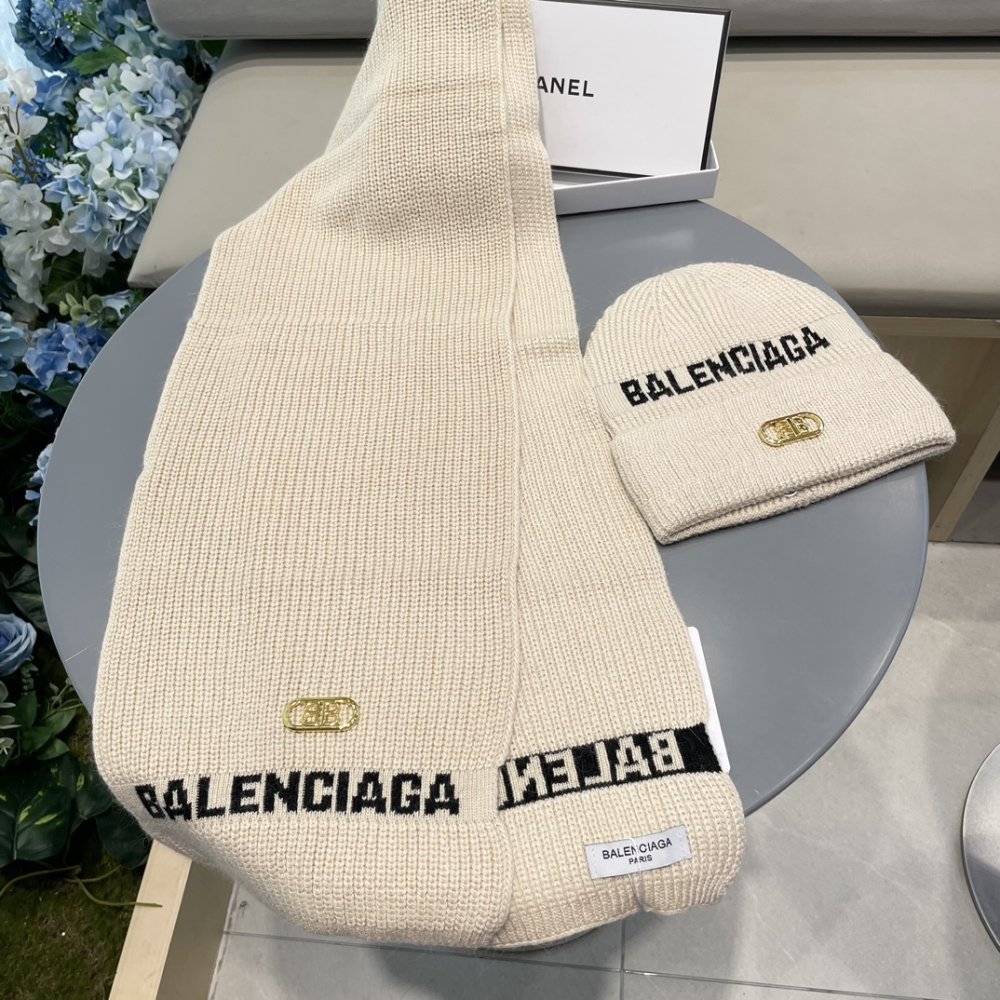 Комплект шерстяные шапка и шарф фото 7