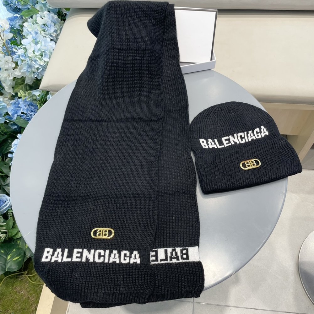 Комплект шерстяные шапка и шарф фото 7