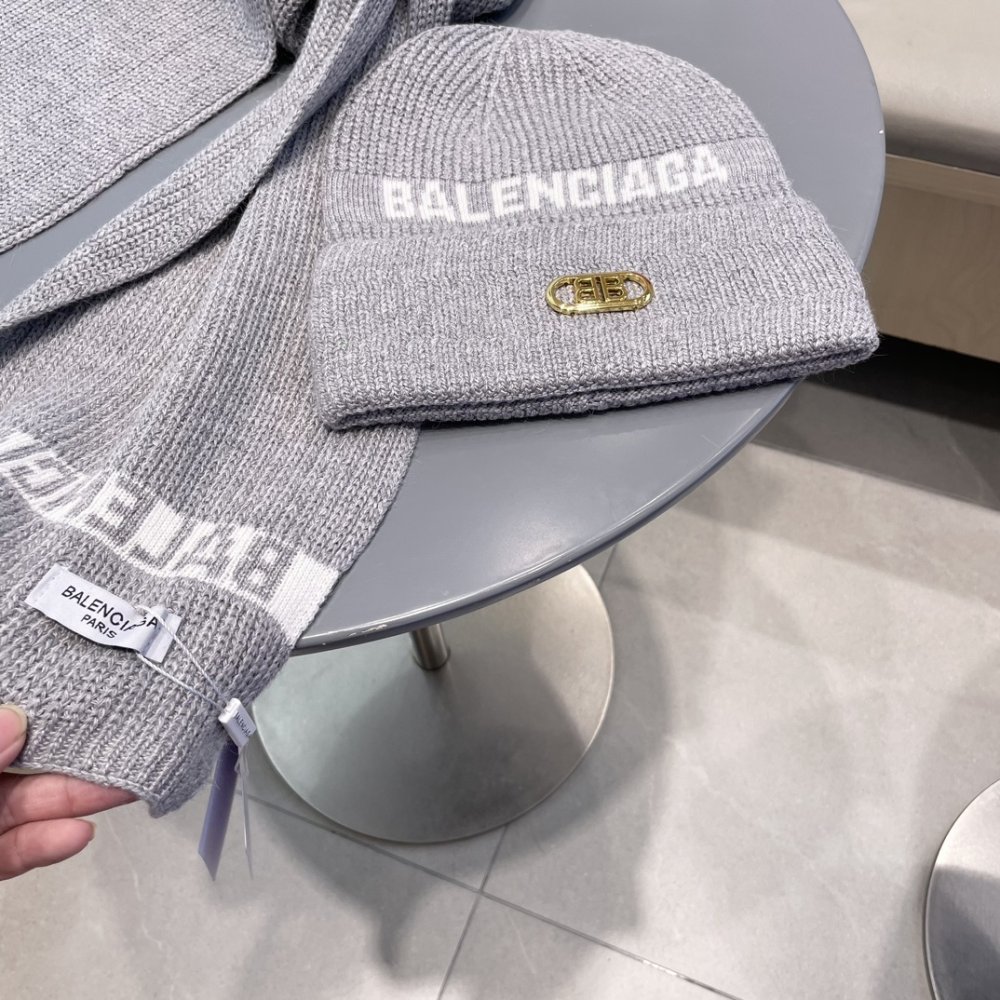 Комплект шерстяные шапка и шарф фото 7