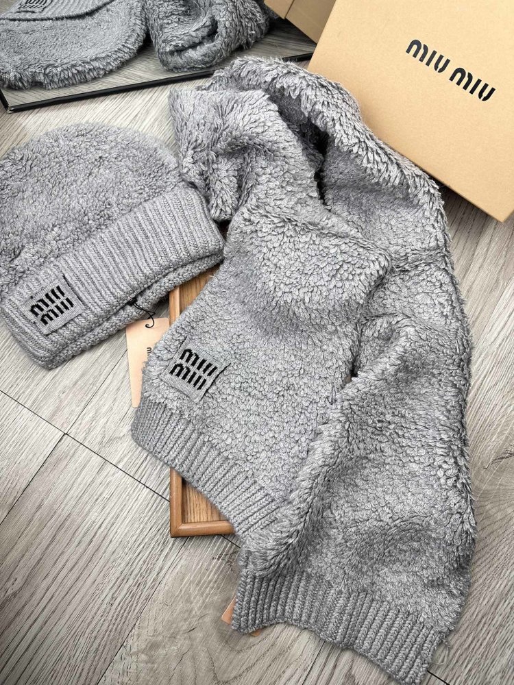 Комплект вовняні шапка і шарф фото 7