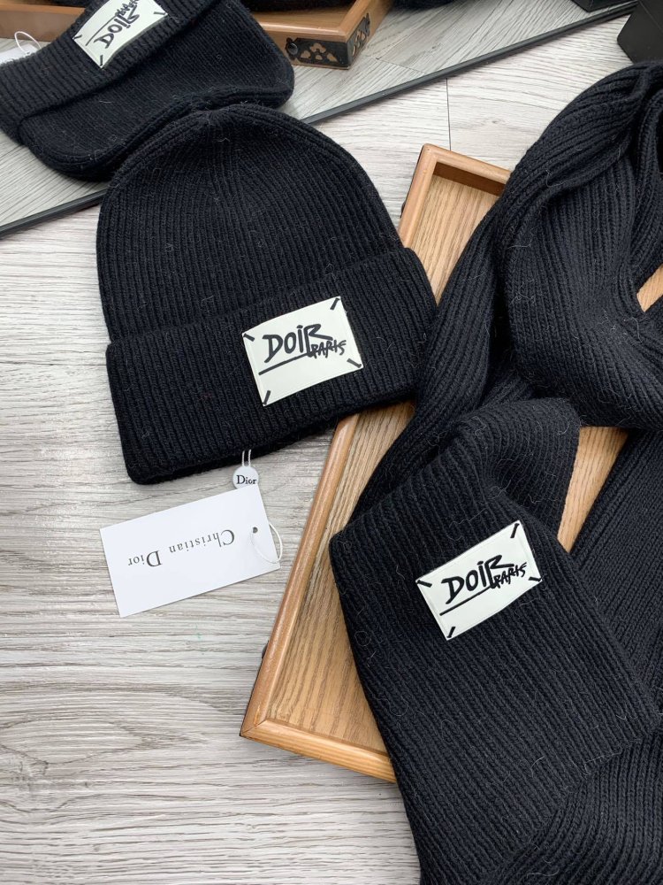 Комплект вовняні шапка і шарф фото 7