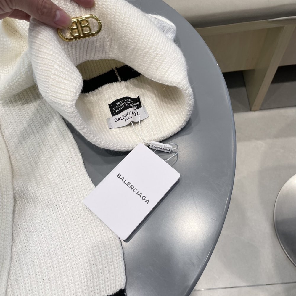 Комплект шерстяные шапка и шарф фото 8