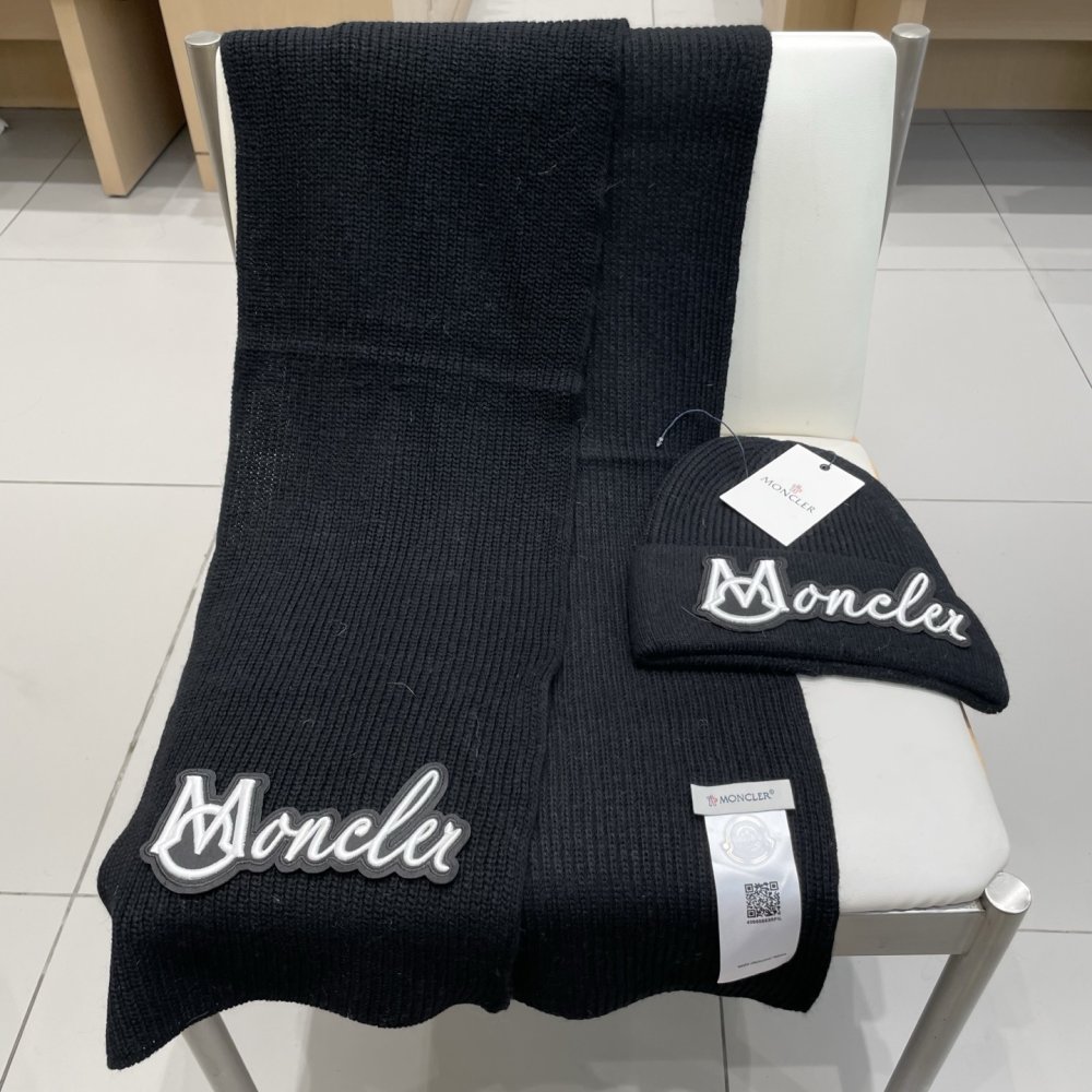 Комплект шерстяные шапка и шарф фото 8