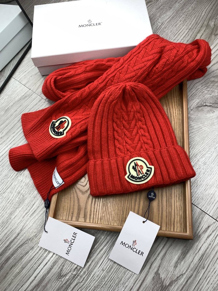 Комплект шерстяные шапка и шарф фото 8