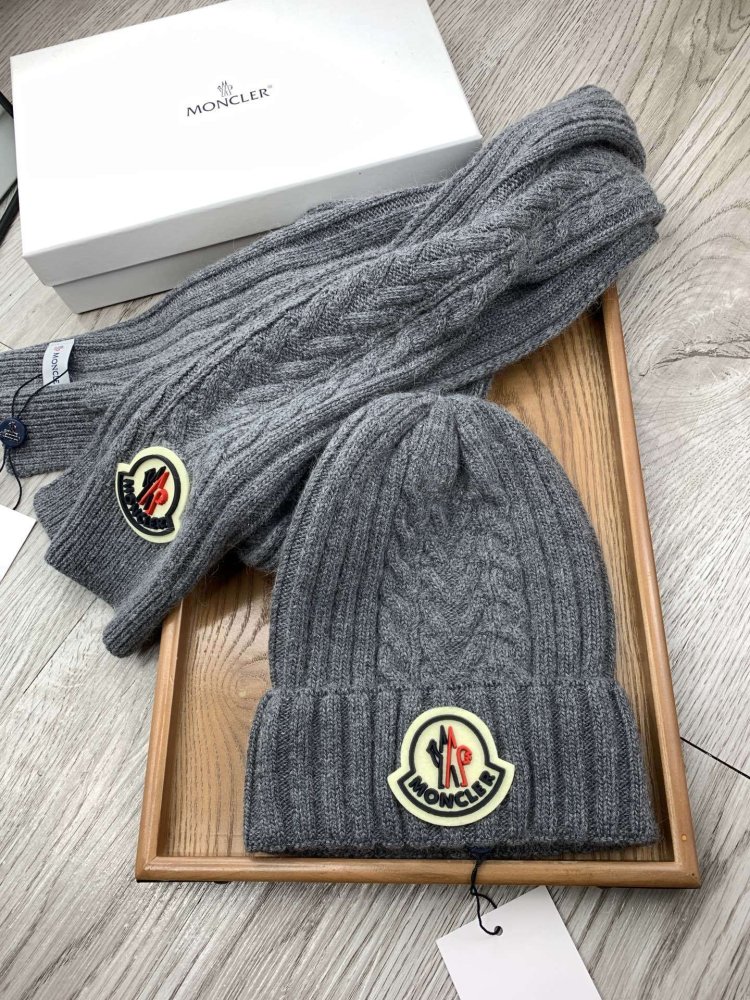 Комплект вовняні шапка і шарф фото 8