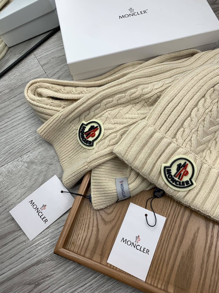 Комплект вовняні шапка і шарф фото 8