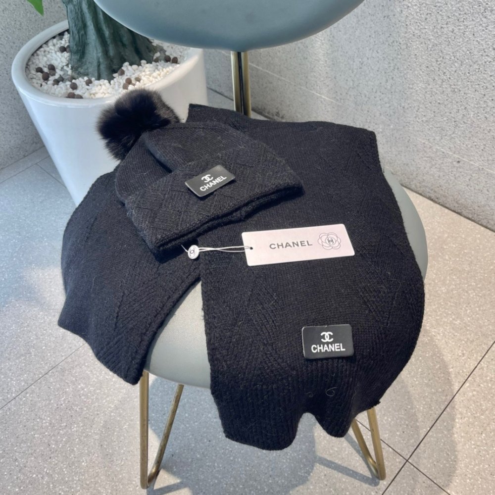 Комплект шерстяные шапка и шарф фото 8