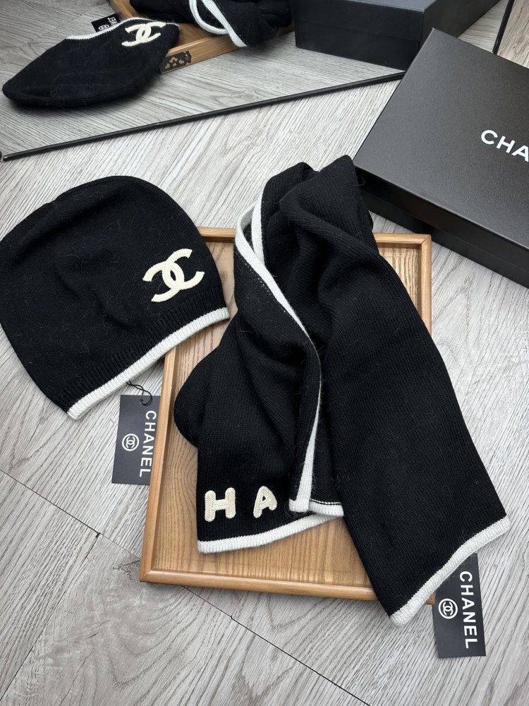 Комплект шерстяные шапка и шарф фото 8