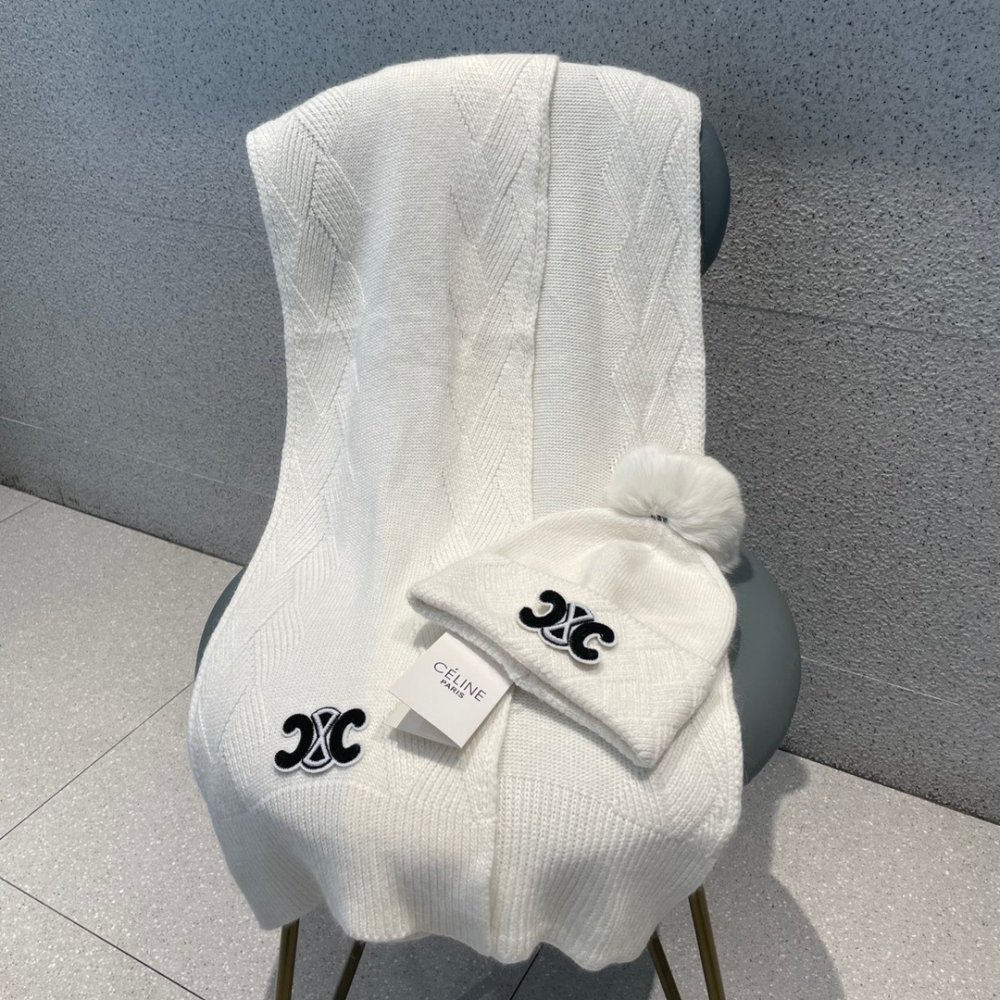 Комплект шерстяные шапка и шарф фото 8