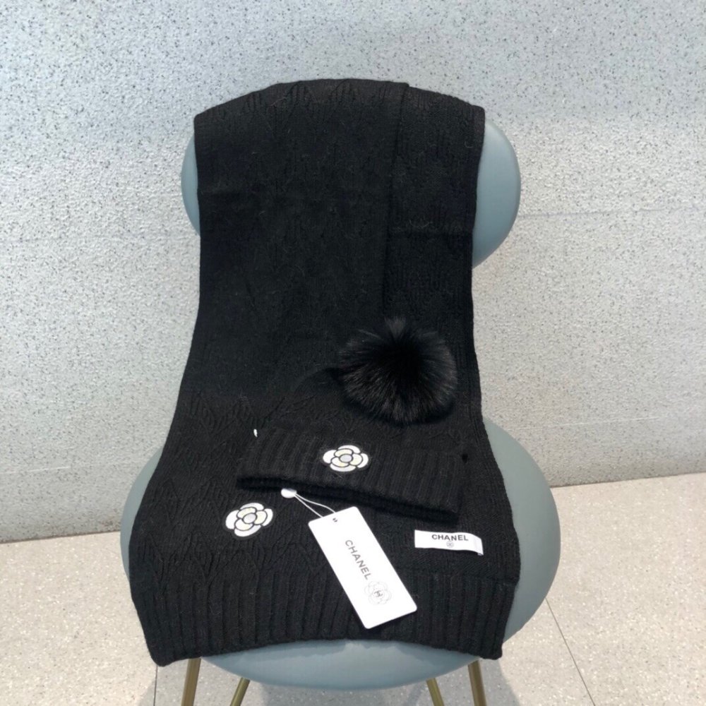 Комплект шерстяные шапка и шарф фото 8