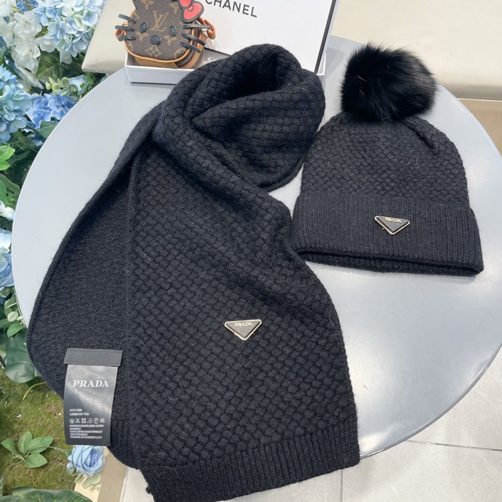 Комплект шерстяные шапка и шарф фото 8