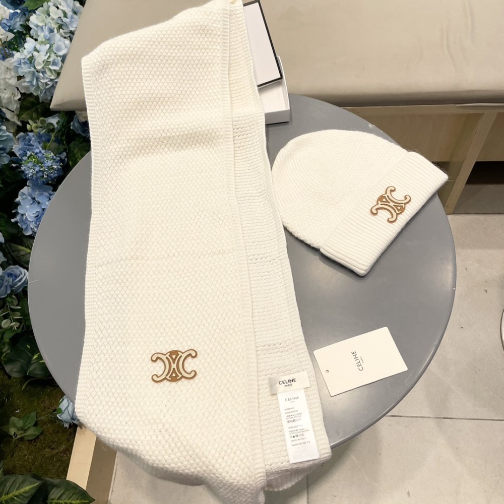 Комплект шерстяные шапка и шарф фото 8