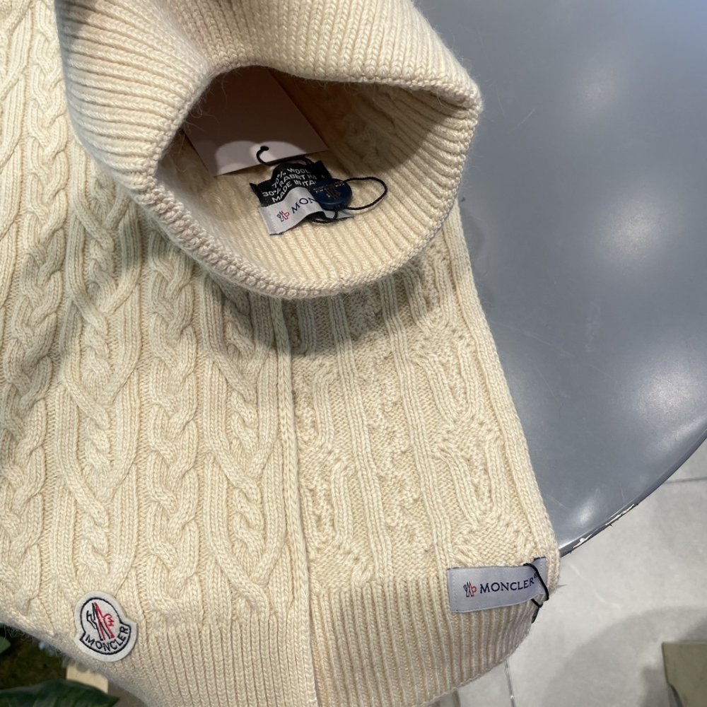 Комплект шерстяные шапка и шарф фото 9