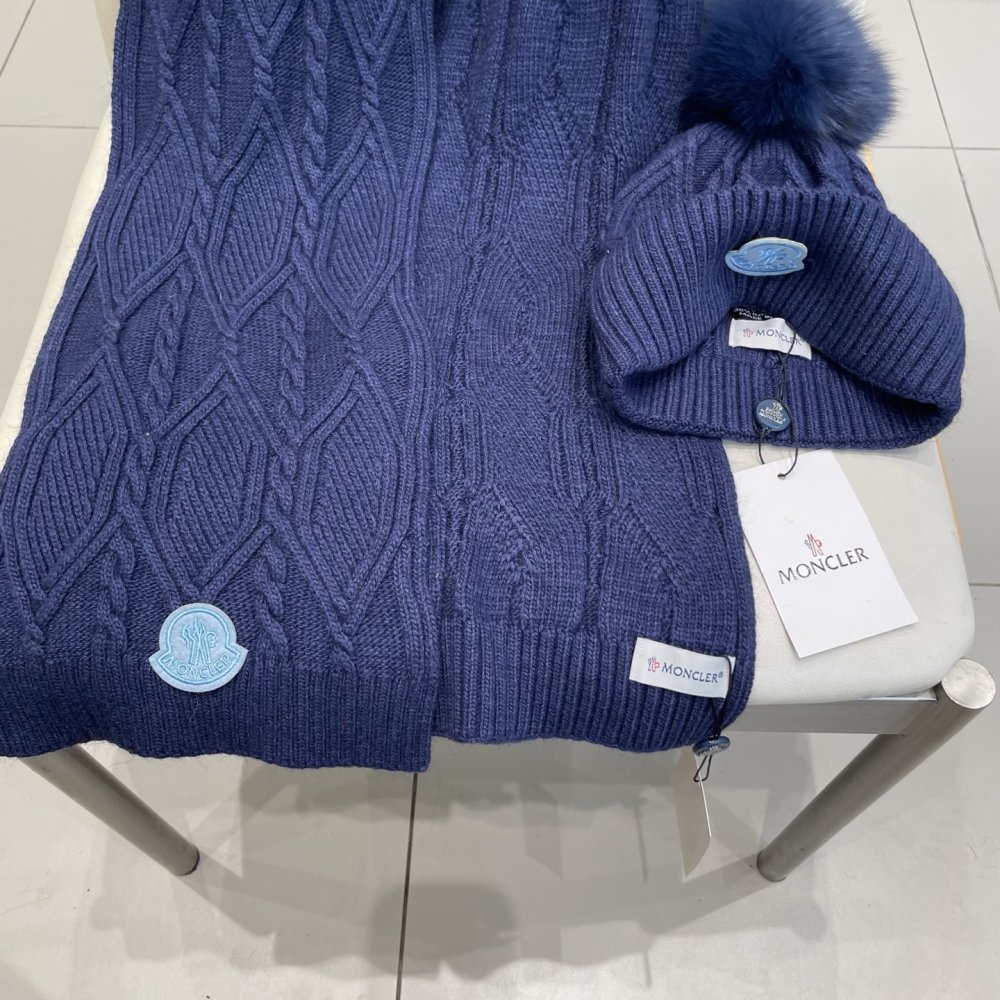 Комплект вовняні шапка і шарф фото 9