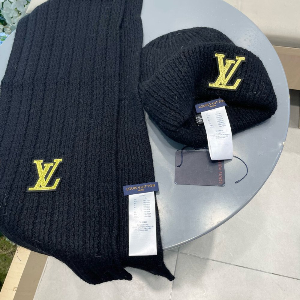 Комплект вовняні шапка і шарф фото 9