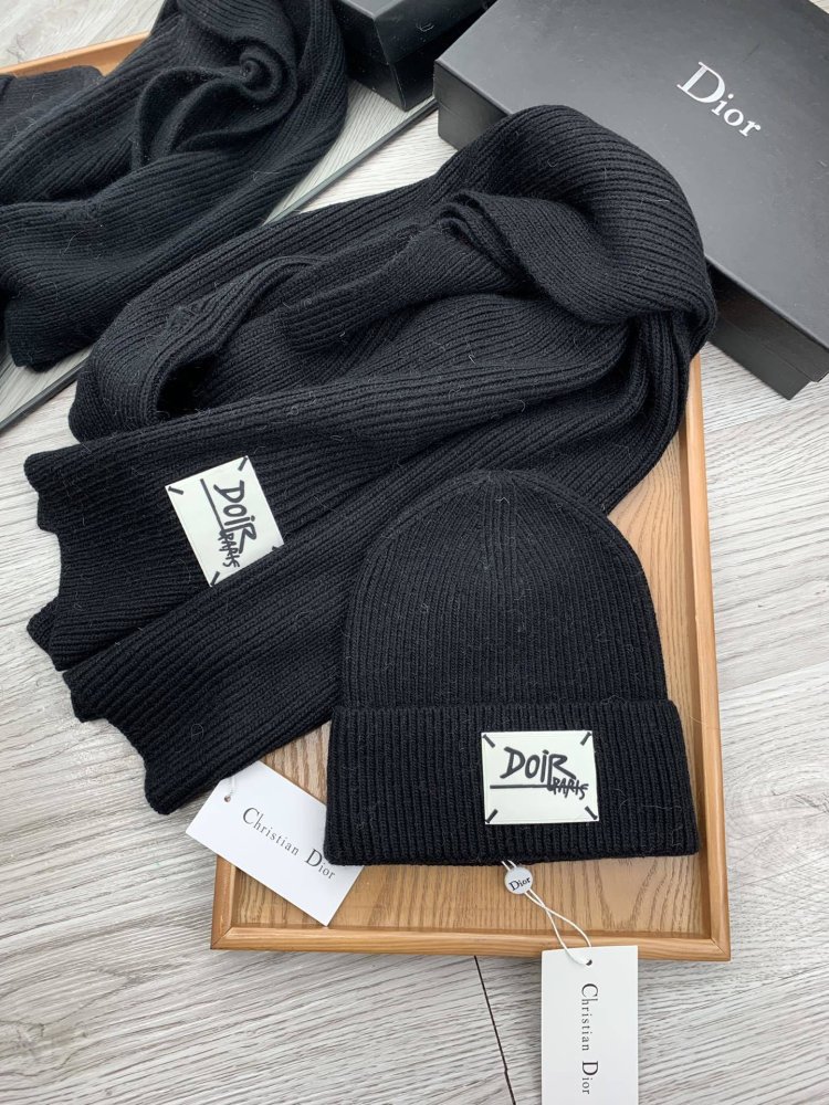 Комплект вовняні шапка і шарф фото 9