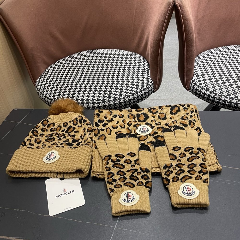 Комплект вовняні шапка, шарф і рукавички фото 2