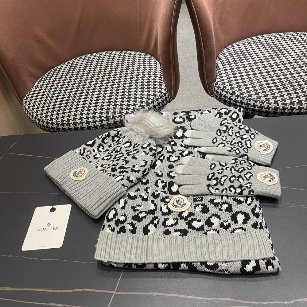 Комплект вовняні шапка, шарф і рукавички фото 3