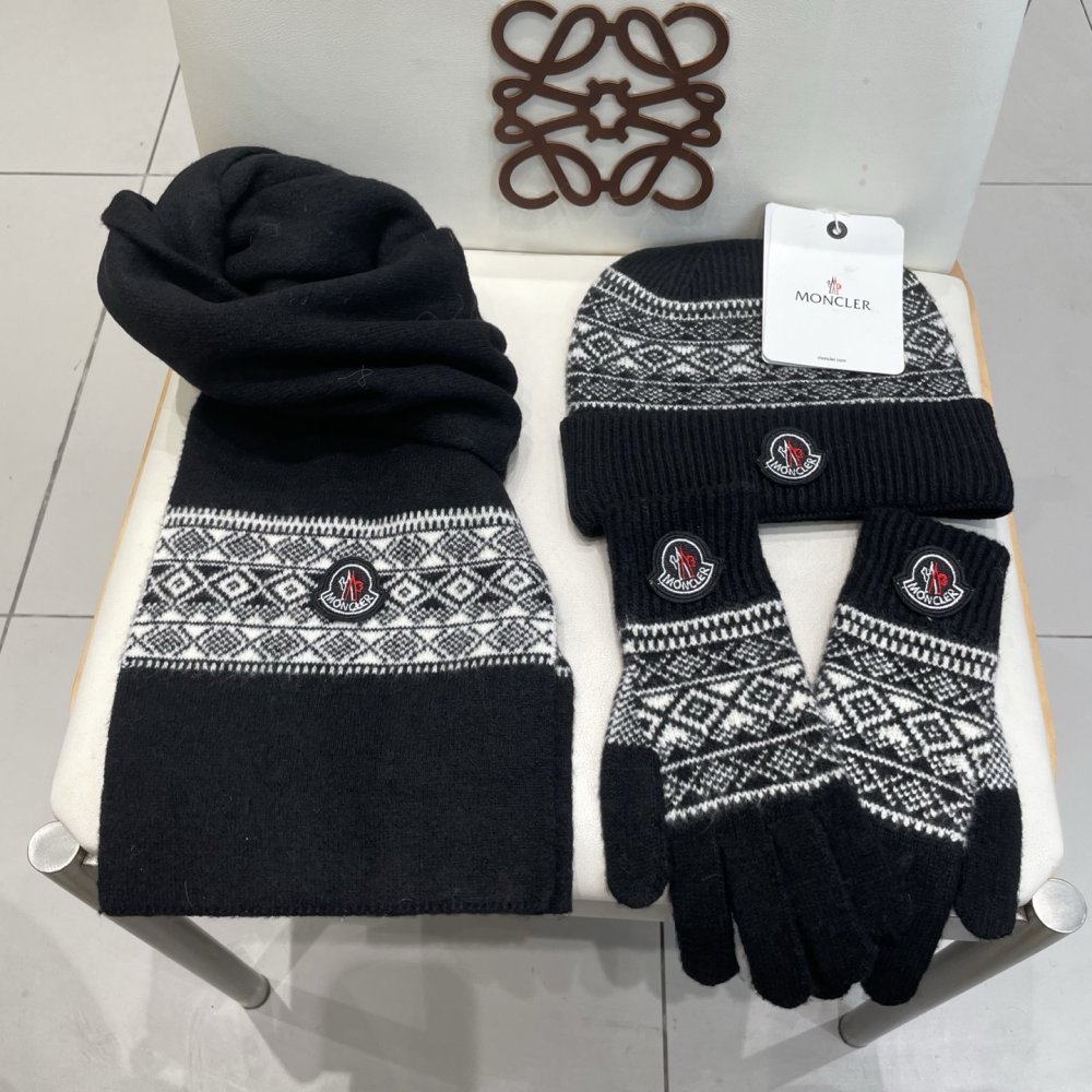 Комплект шерстяные шапка, шарф и перчатки фото 6