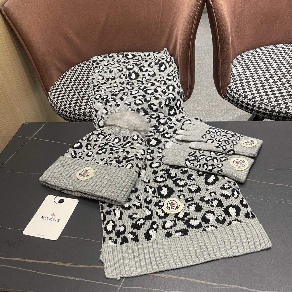 Комплект вовняні шапка, шарф і рукавички фото 7