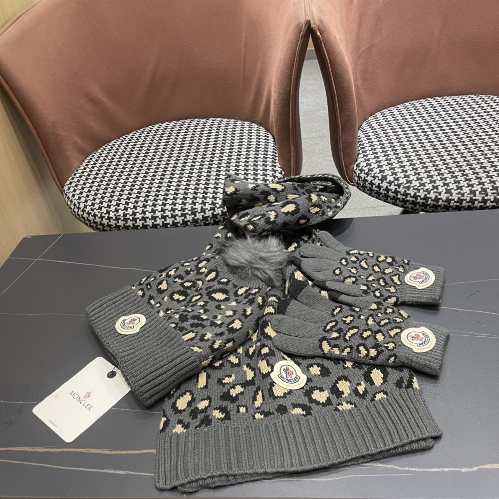 Комплект вовняні шапка, шарф і рукавички фото 7