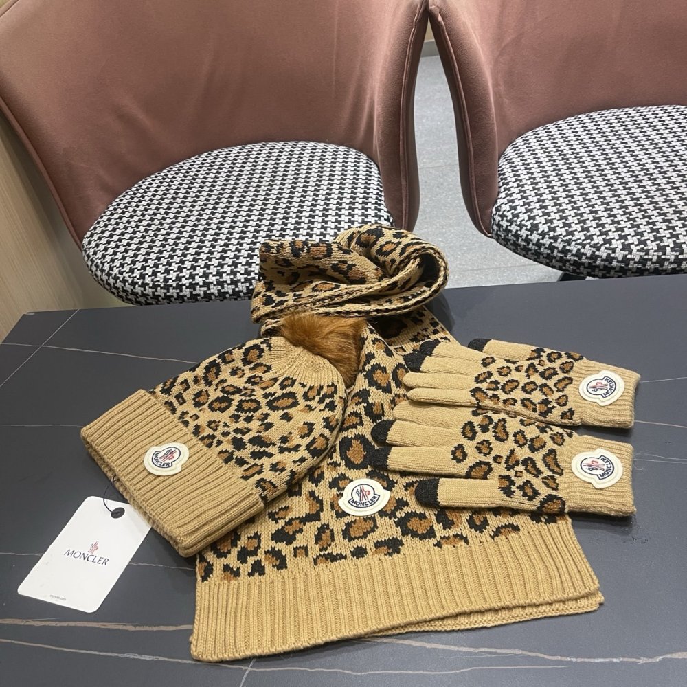 Комплект вовняні шапка, шарф і рукавички фото 7