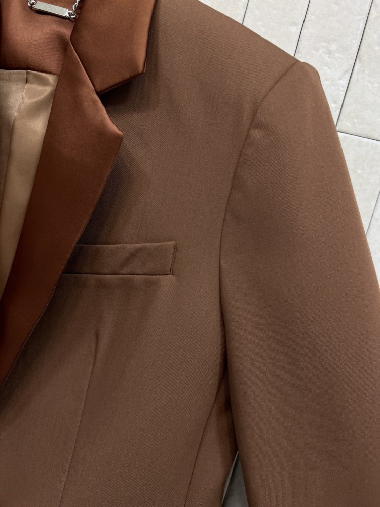 Коричневый блейзер женский фото 5