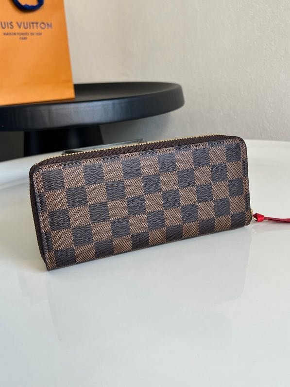 Коричневий гаманець Clemence фото 4