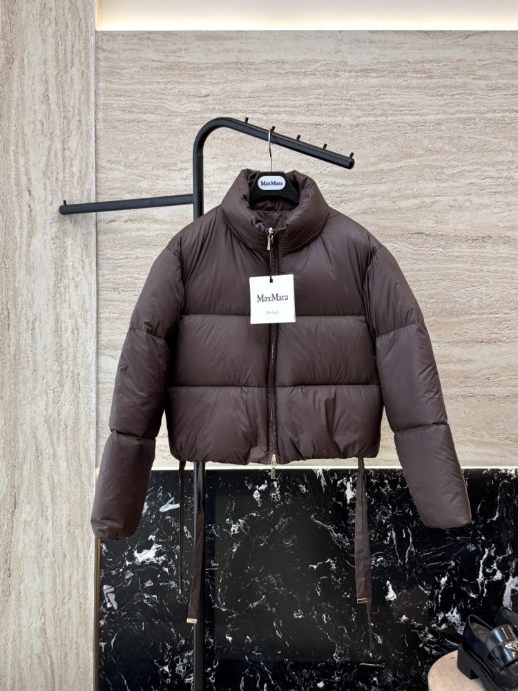 Короткая двусторонняя куртка пуховик с воротником стойкой