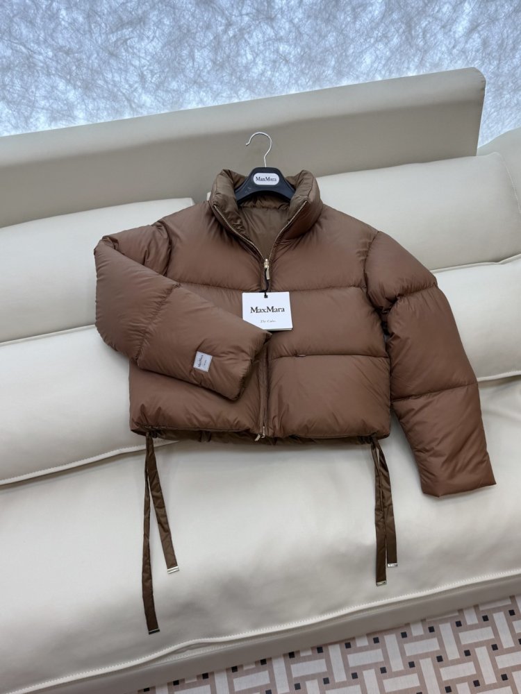 Короткая двусторонняя куртка пуховик с воротником стойкой фото 3