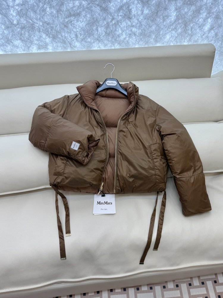 Короткая двусторонняя куртка пуховик с воротником стойкой фото 4