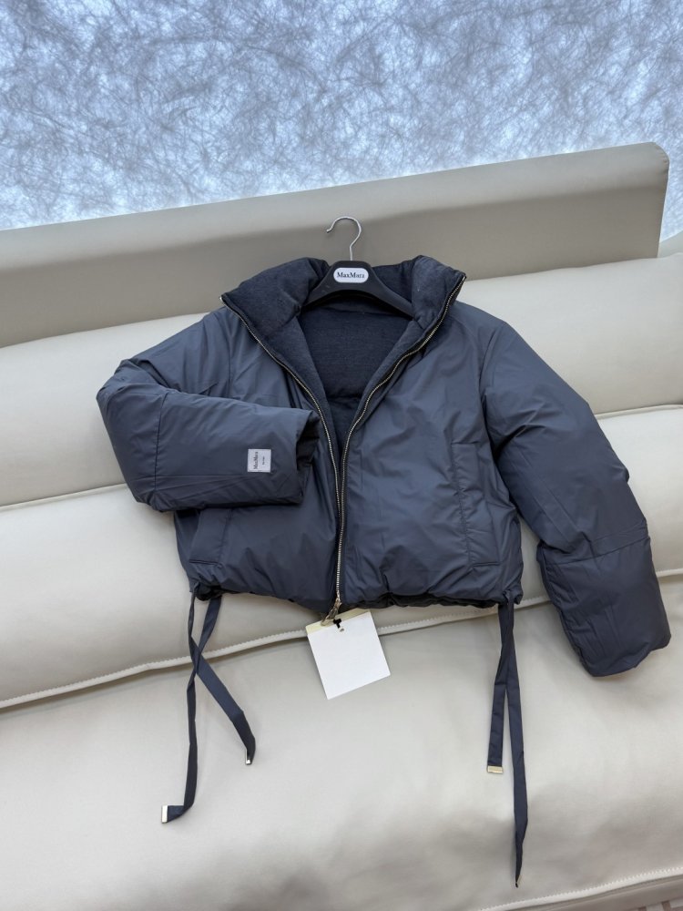 Короткая двусторонняя куртка пуховик с воротником стойкой фото 4