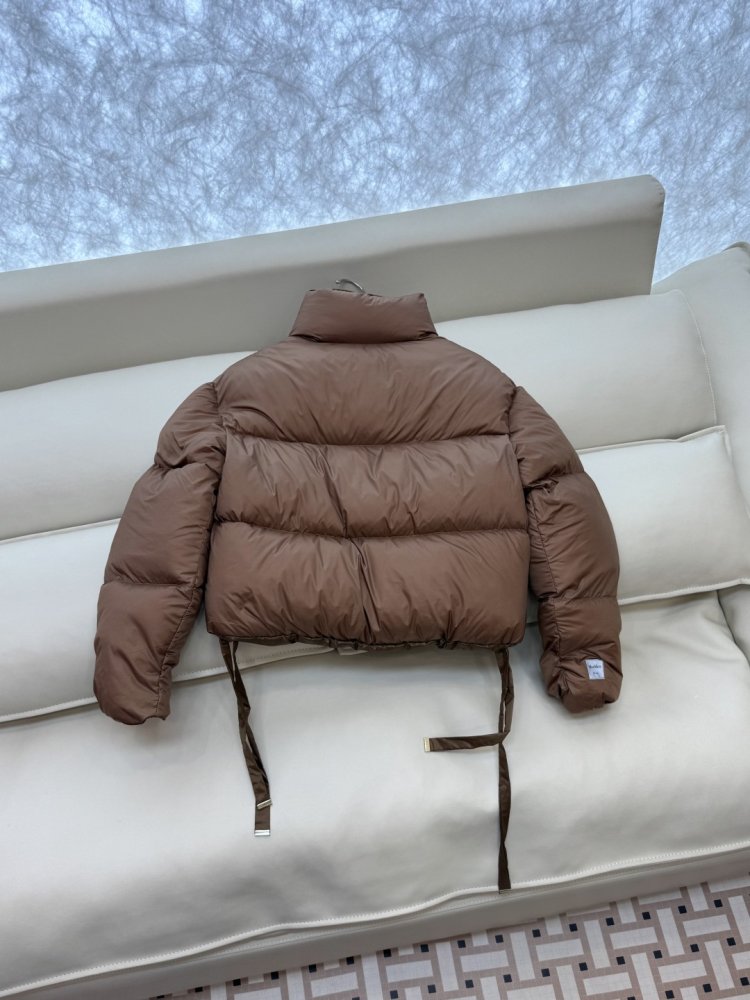 Короткая двусторонняя куртка пуховик с воротником стойкой фото 6