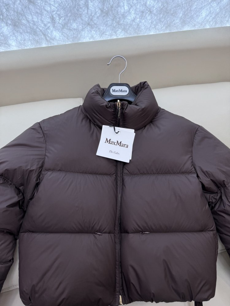 Короткая двусторонняя куртка пуховик с воротником стойкой фото 7