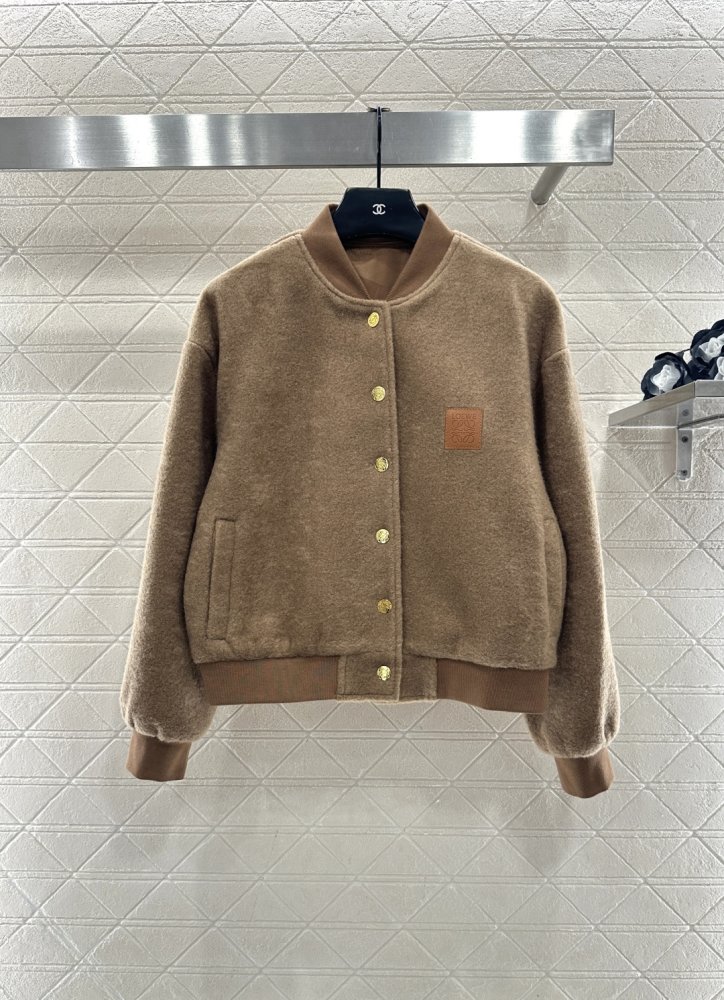 Короткая флисовая куртка