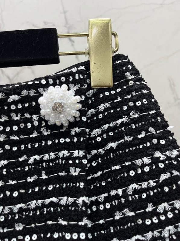 Short skirt of tweed фото 5