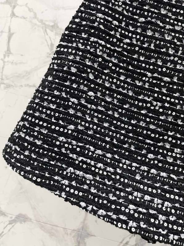 Short skirt of tweed фото 7