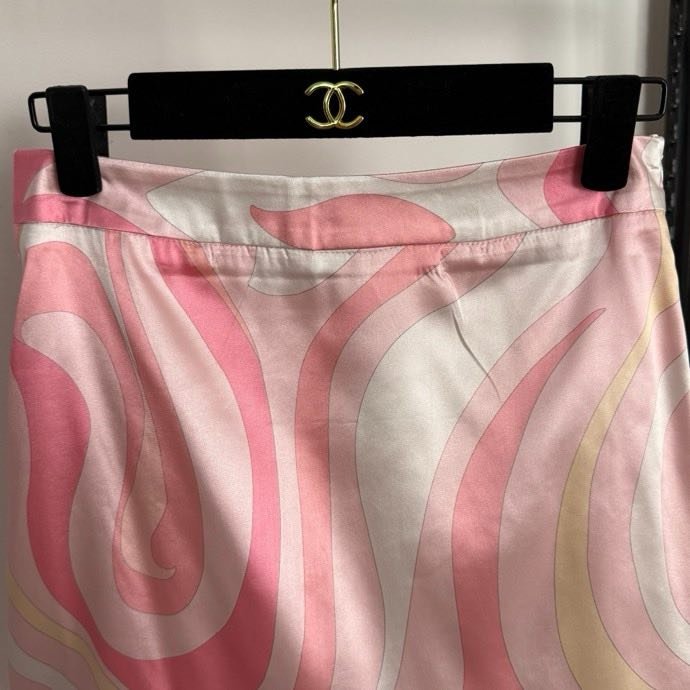 Короткая юбка с высокой талией фото 2