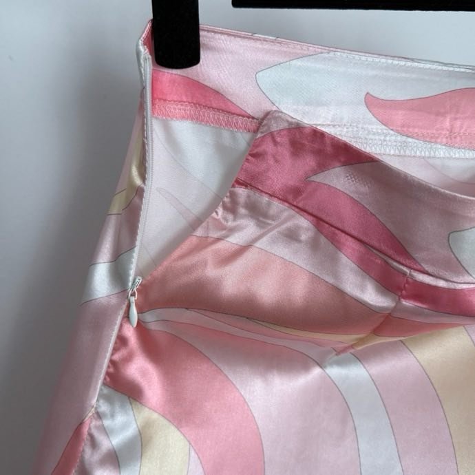 Короткая юбка с высокой талией фото 5