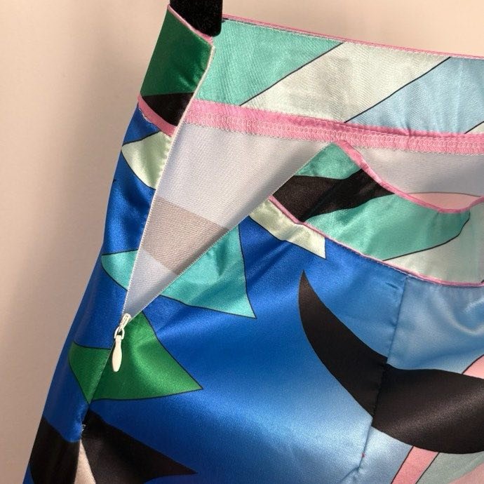 Короткая юбка с высокой талией фото 6