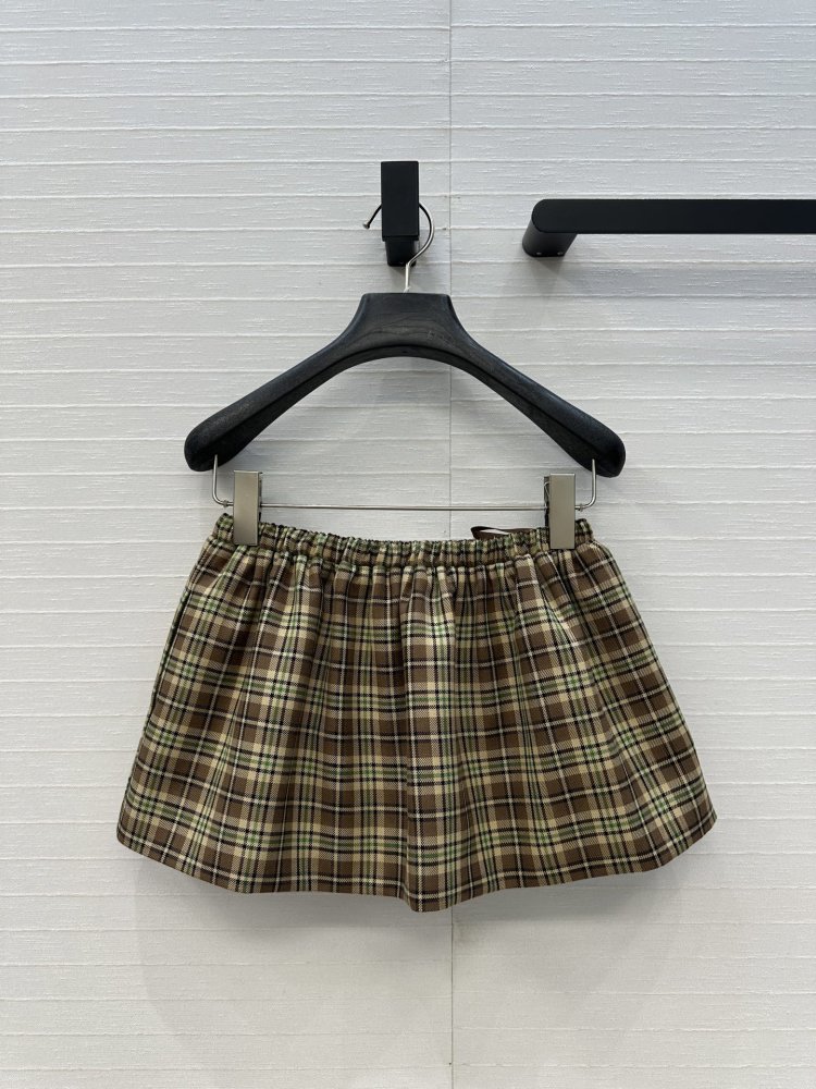 Короткая юбка фото 9