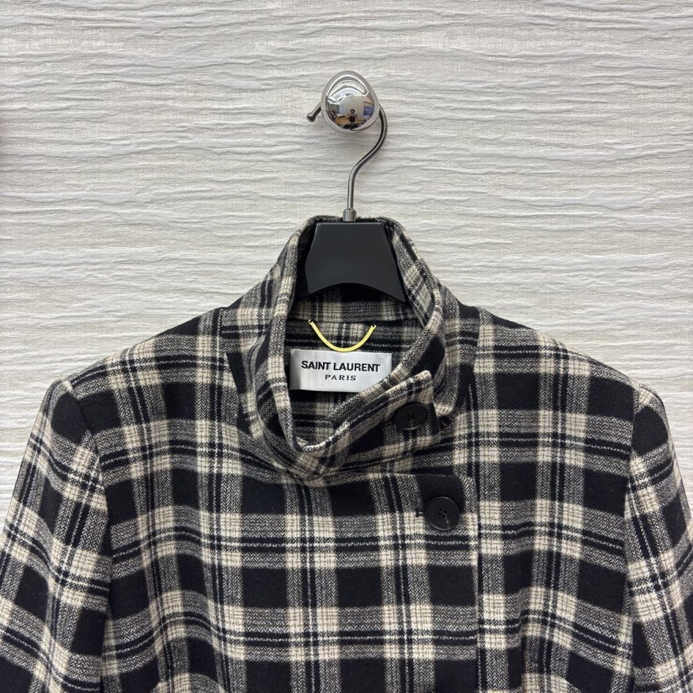 Коротка картата куртка жіноча фото 2