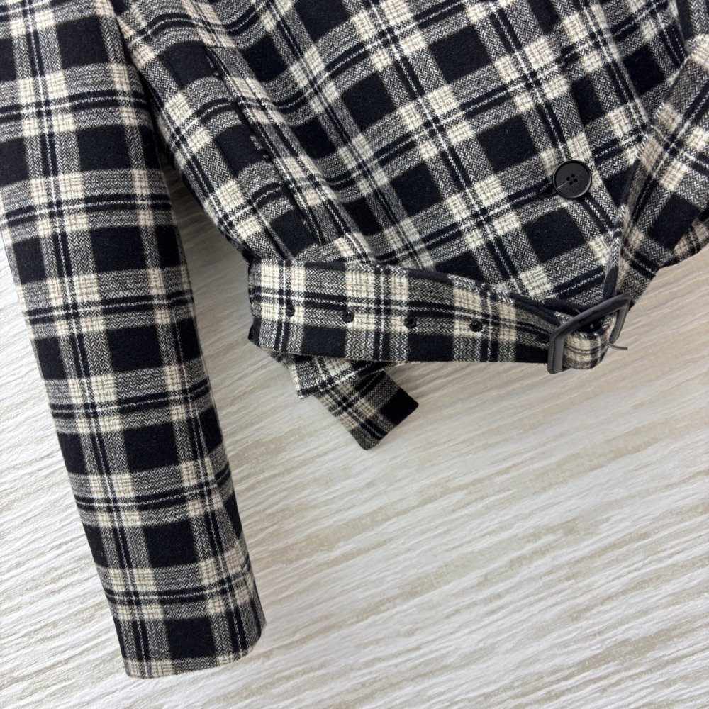 Коротка картата куртка жіноча фото 6