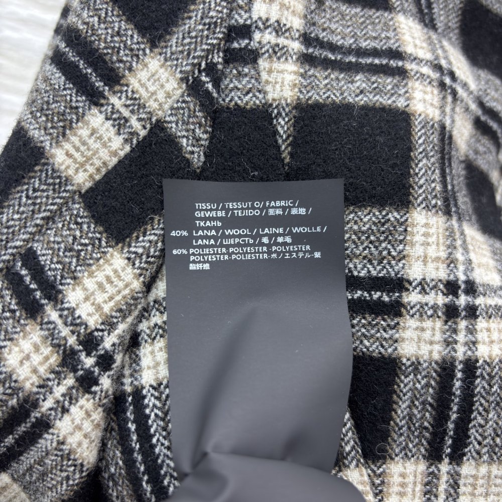 Коротка картата куртка жіноча фото 9