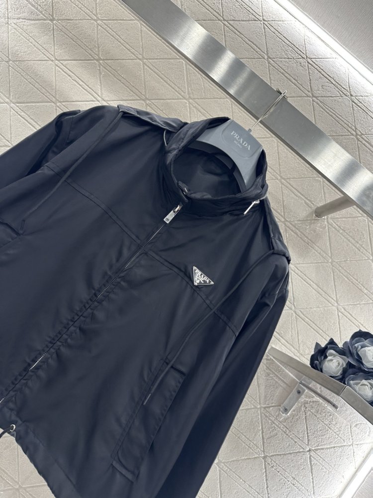 Short jacket on lace from clasp lightning фото 3