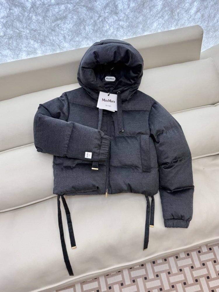 Короткая куртка пуховик с капюшоном фото 3