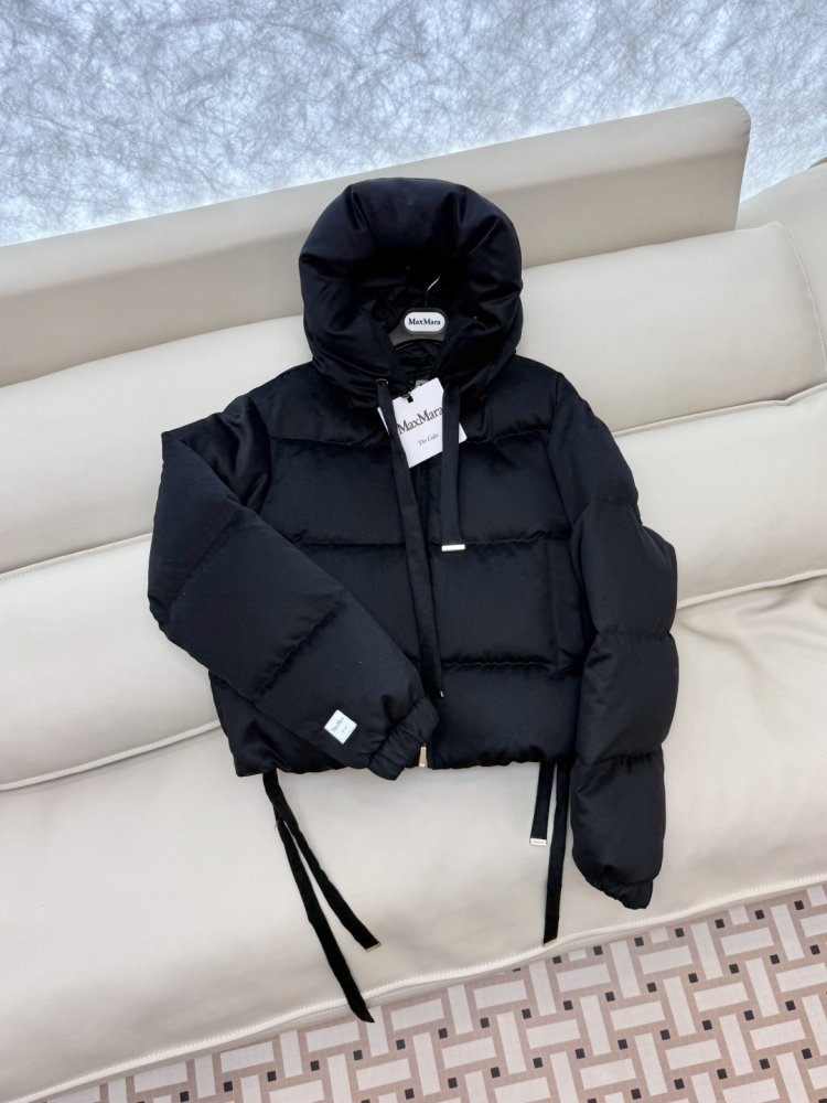 Короткая куртка пуховик с капюшоном фото 3